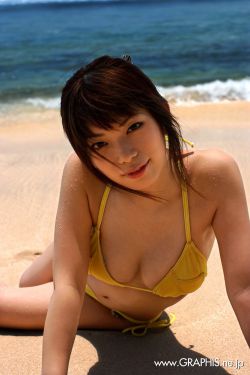 泳池水下泳衣乳揉捏